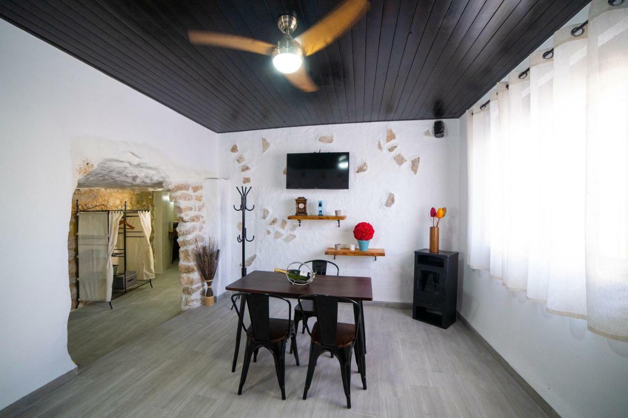 Casa Rural Las Colmenas 알칼라 델 후카르 외부 사진